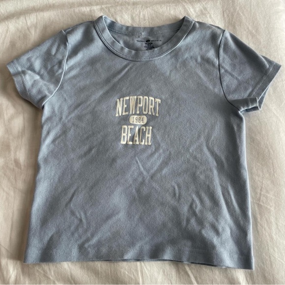 blue newport beach brandy melville baby tee - Picture 1 of 2